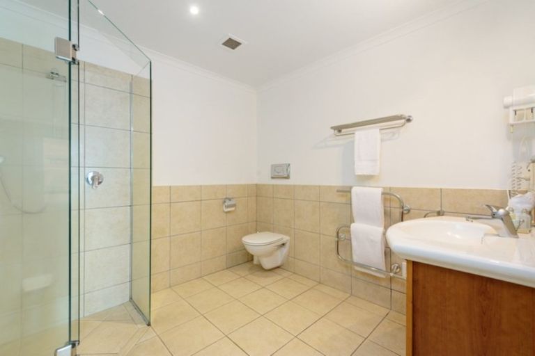 Photo of property in 207/136 Marine Parade, Mount Maunganui, 3116