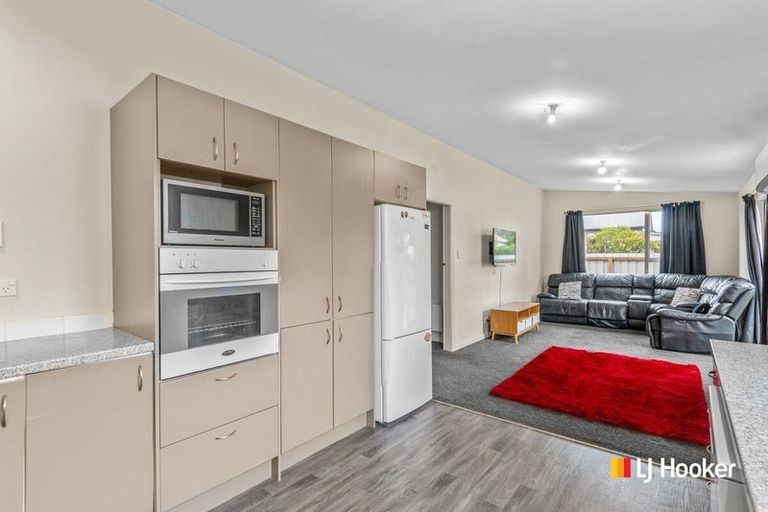 Photo of property in 101 Oxford Street, South Dunedin, Dunedin, 9012