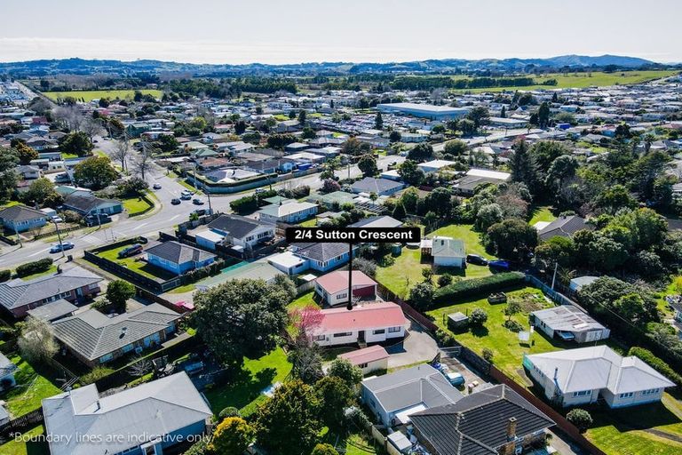 Photo of property in 2/4 Sutton Crescent, Papakura, 2110
