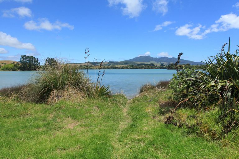 Photo of property in 44 Kaitoke Street, Raglan, 3225