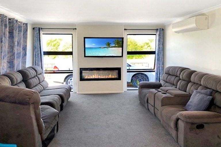 Photo of property in 64 Brook Street, Southbridge, 7602