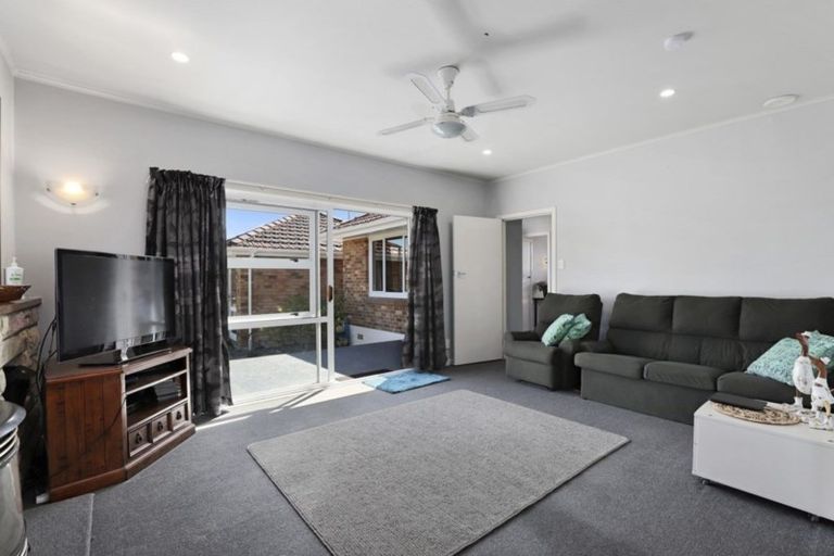 Photo of property in 24 Mcnicol Street, Fairfield, Hamilton, 3214