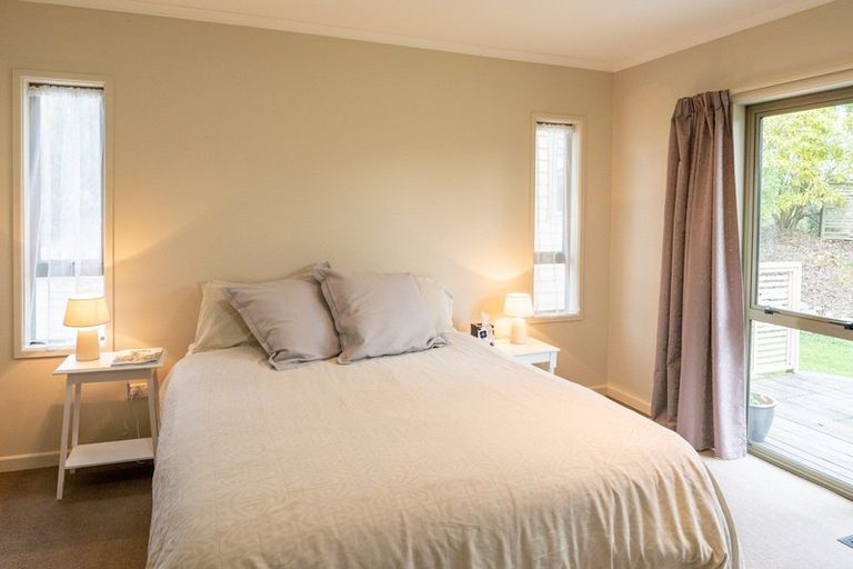 Photo of property in 73 Totara View Road, Wakefield, 7095