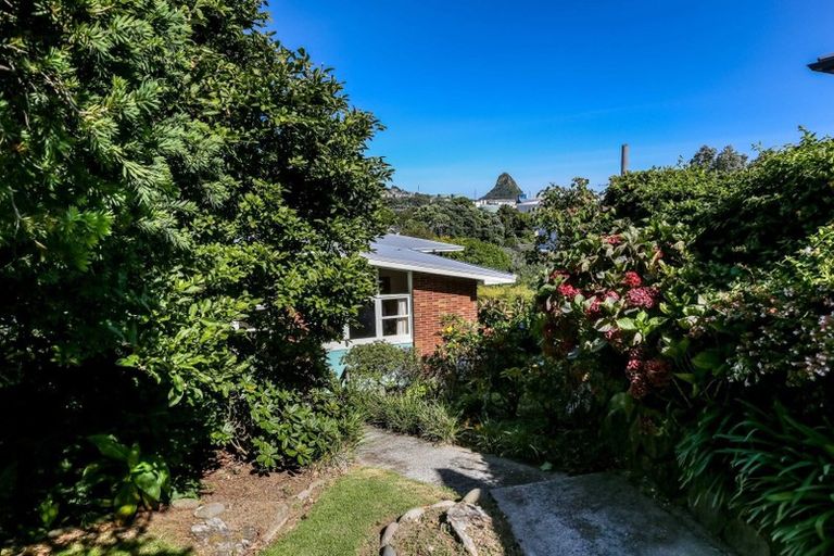 Photo of property in 35a Breakwater Road, Moturoa, New Plymouth, 4310