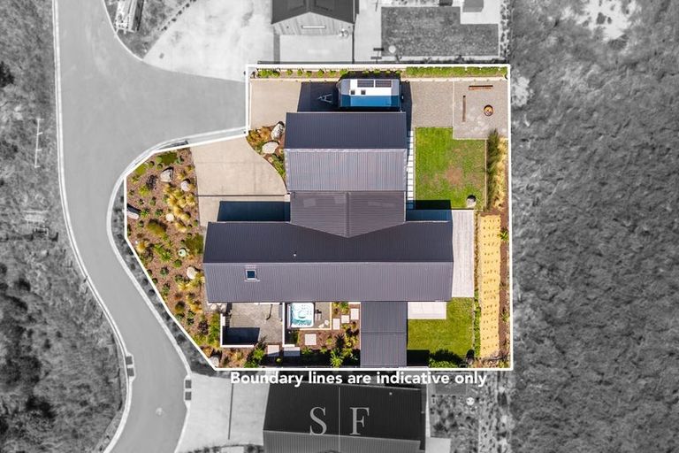 Photo of property in 48 Anderson Park Drive, Waikanae, 5036