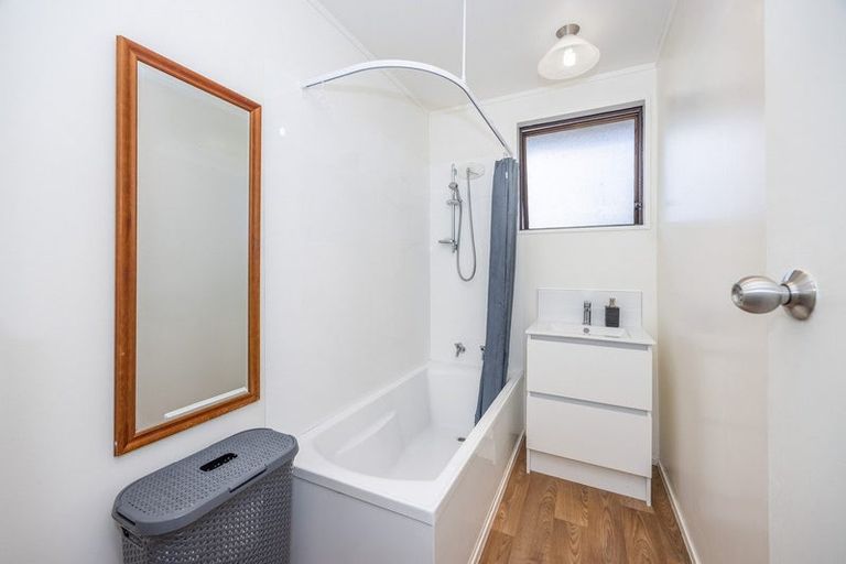 Photo of property in 76c Bandon Street, Frankton, Hamilton, 3204