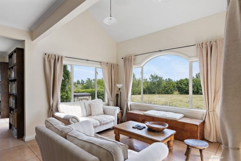 Photo of property in 421 Johns Way, Martinborough, Carterton, 5784