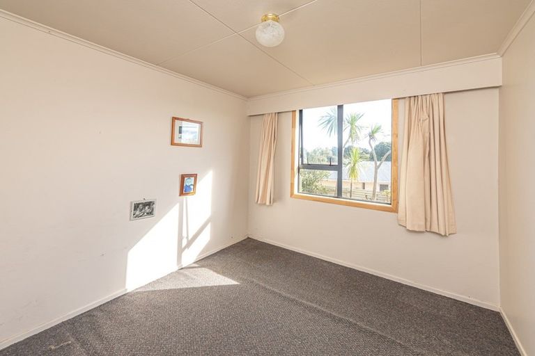 Photo of property in 43b Bamber Street, Castlecliff, Whanganui, 4501