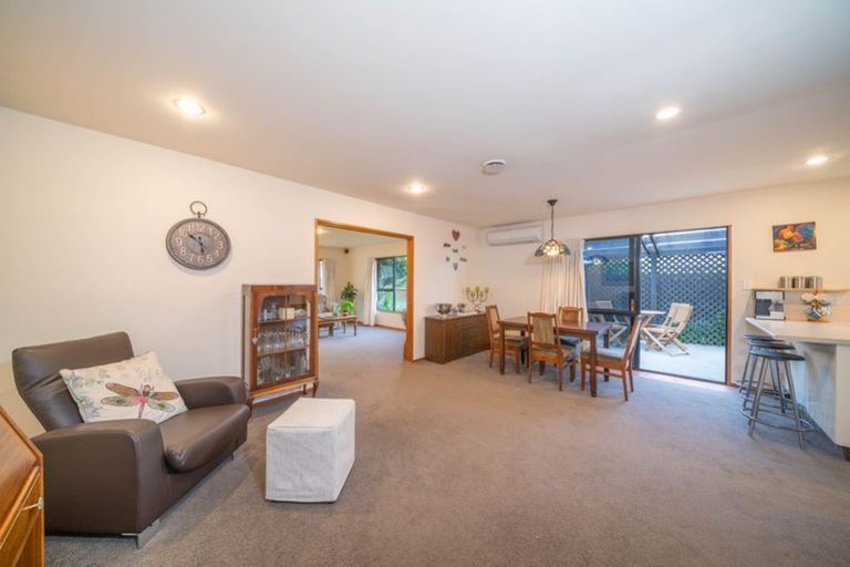 Photo of property in 21 Craven Street, Sockburn, Christchurch, 8042