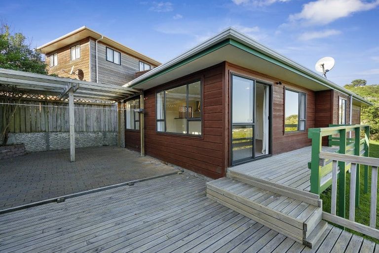 Photo of property in 72 Volga Street, Island Bay, Wellington, 6023