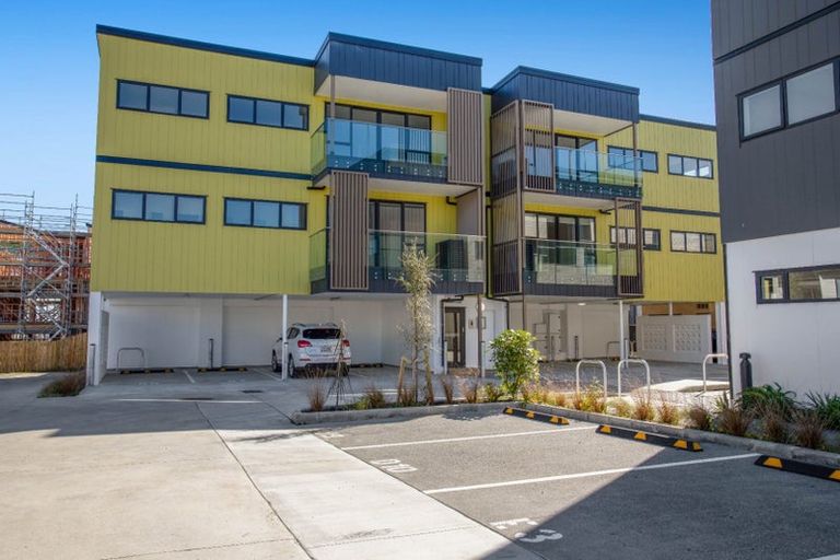 Photo of property in 102/7 Newelm Lane, Flat Bush, Auckland, 2019