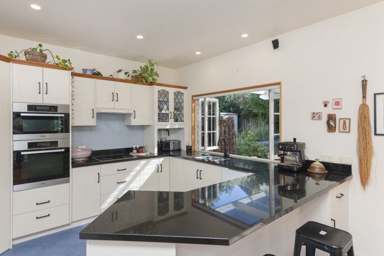 Photo of property in 21 Ocean Park, Wainui, Gisborne, 4010