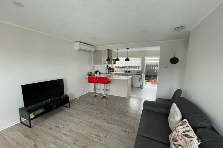 Photo of property in 2/78 Alfriston Road, Manurewa East, Auckland, 2102