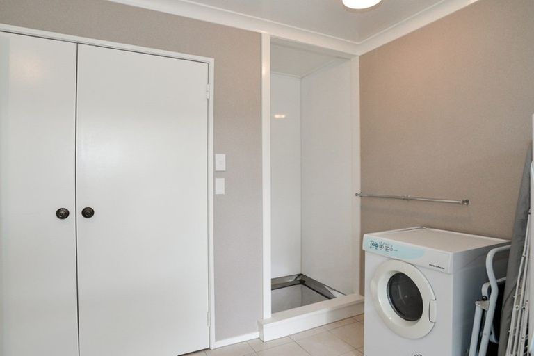 Photo of property in 98 Lane Road, Havelock North, 4130