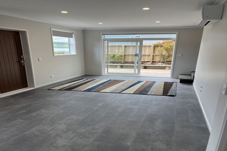 Photo of property in 28b Mana Esplanade, Paremata, Porirua, 5026