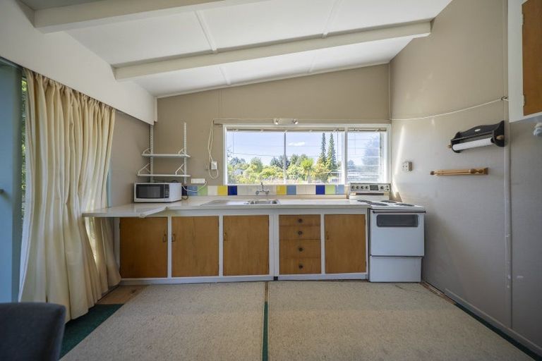 Photo of property in 36 Home Street, Manapouri, 9679