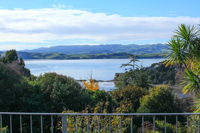 Photo of property in 15 Bay View Road, Raglan, 3225