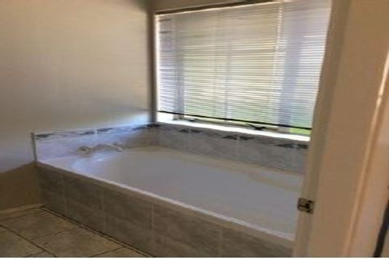 Photo of property in 77 Saint Andrews Drive, Bethlehem, Tauranga, 3110