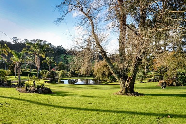 Photo of property in 211 Foster Road, Waimauku, Kumeu, 0891