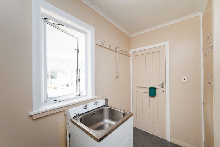 Photo of property in 2390 State Highway 3, Sanson, Palmerston North, 4479