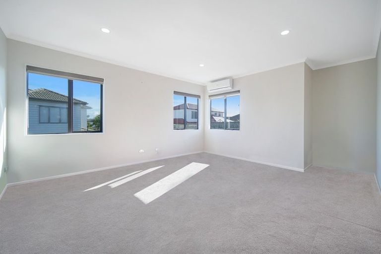 Photo of property in 43 Valderama Drive, Flat Bush, Auckland, 2019
