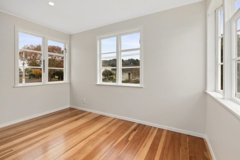 Photo of property in 68 Molesworth Street, Taita, Lower Hutt, 5011