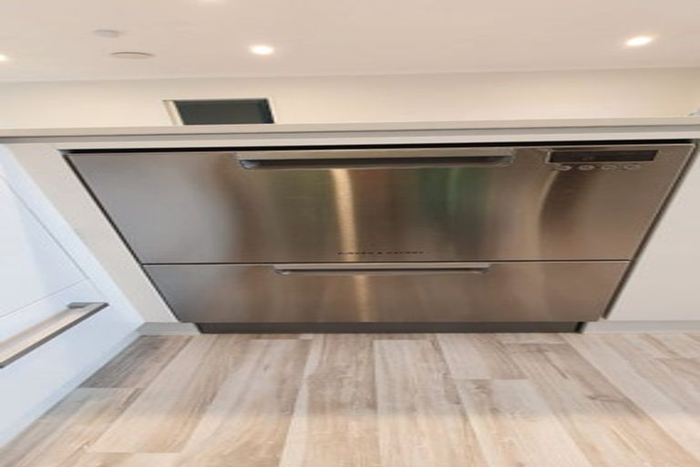 Photo of property in 73 Calluna Crescent, Totara Heights, Auckland, 2105