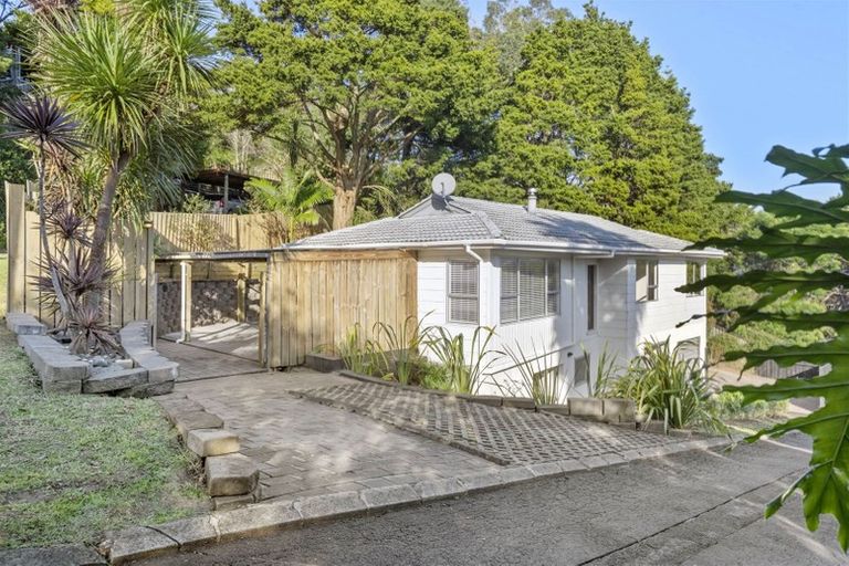 Photo of property in 18 Vonnell Place, Birkdale, Auckland, 0626
