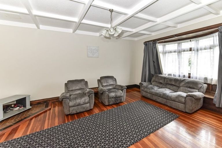 Photo of property in 10a Sturdee Road, Manurewa, Auckland, 2102