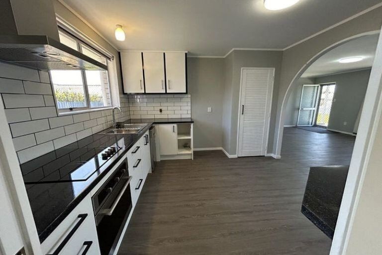 Photo of property in 40 Tuhikaramea Road, Dinsdale, Hamilton, 3204