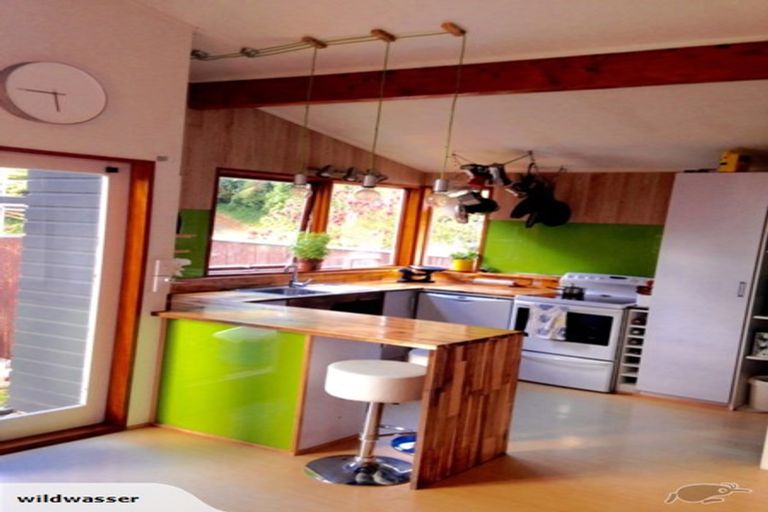 Photo of property in 35 Leinster Avenue, Raumati South, Paraparaumu, 5032