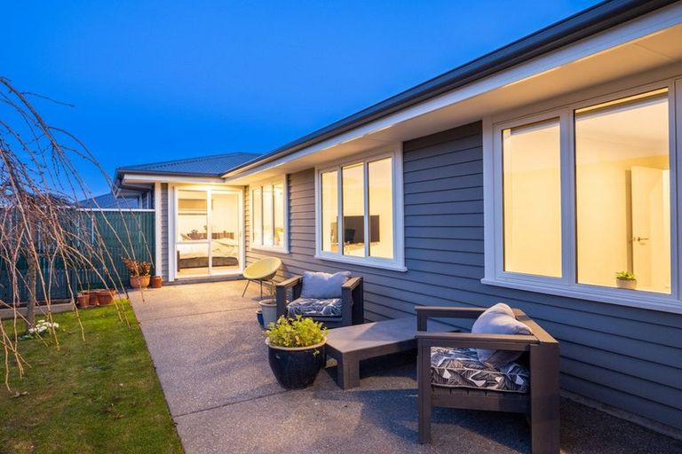 Photo of property in 1 Crampton Close, Kaiapoi, 7630