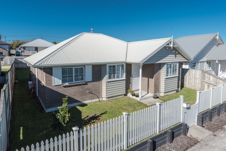 Photo of property in 7 Queens Park Crescent, Frankton, Hamilton, 3204
