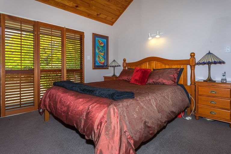 Photo of property in 2083 Rings Road, Coromandel, 3506