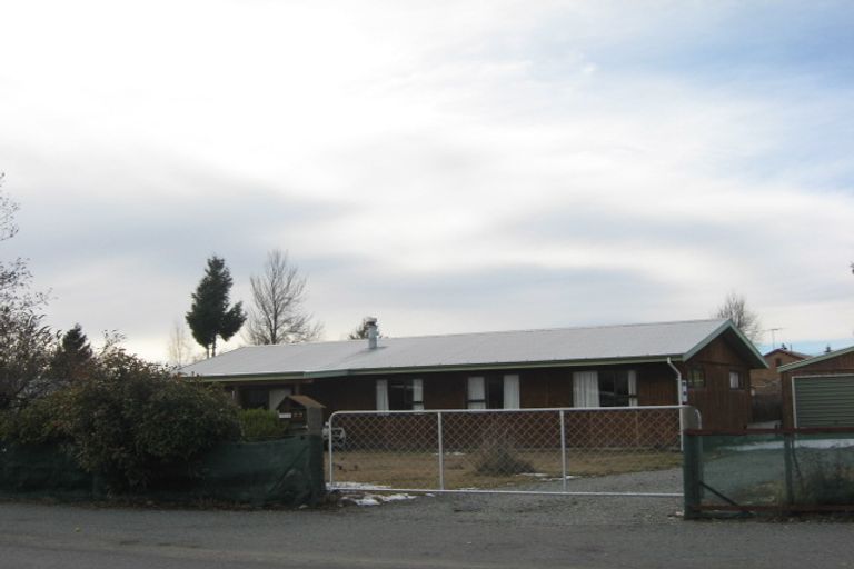 Photo of property in 213 Mackenzie Drive, Twizel, 7901