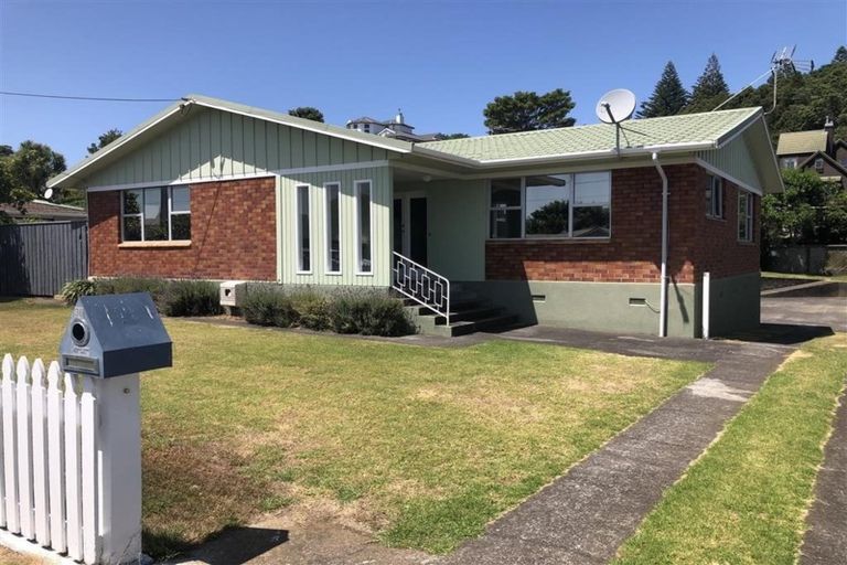Photo of property in 36 Gilbert Street, New Plymouth, 4310
