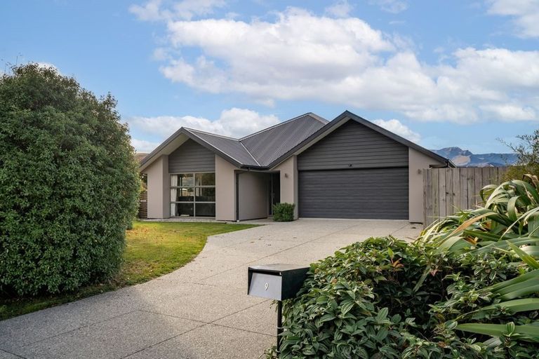 Photo of property in 9 Judge And Jury Drive, Lake Hayes, Queenstown, 9304