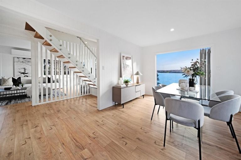 Photo of property in 27 Telstar Place, Beach Haven, Auckland, 0626