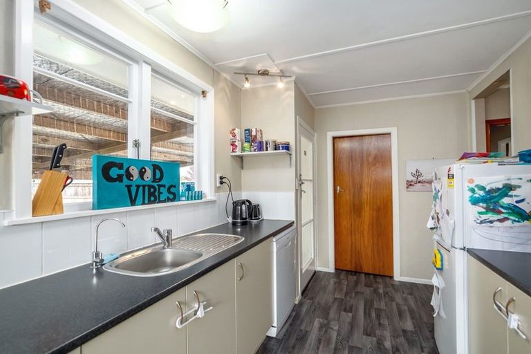 Photo of property in 4 Charles Street, Carterton, 5713