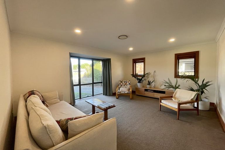 Photo of property in 18 Greenwood Close, Mairehau, Christchurch, 8013