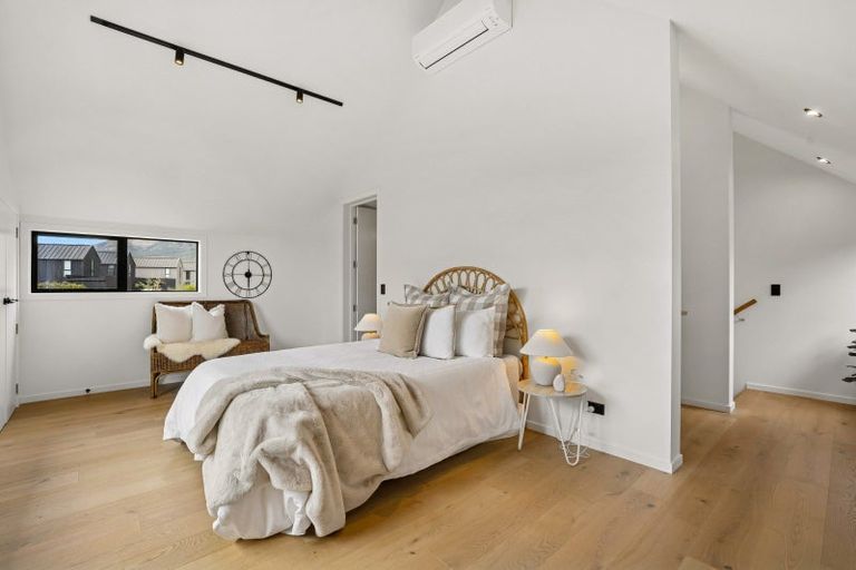 Photo of property in 7 Mckenzies Shute, Jacks Point, Queenstown, 9371