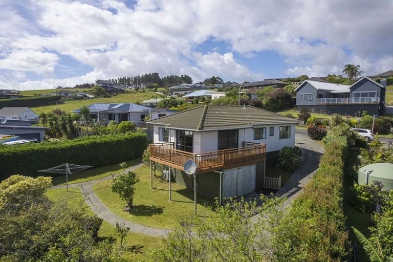 Photo of property in 11 Torsby Road, Coopers Beach, 0420