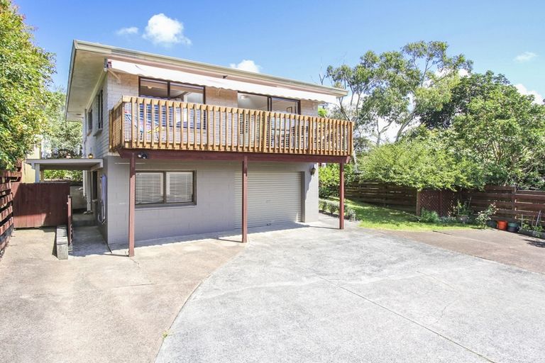 Photo of property in 2/107 Golf Road, New Lynn, Auckland, 0600