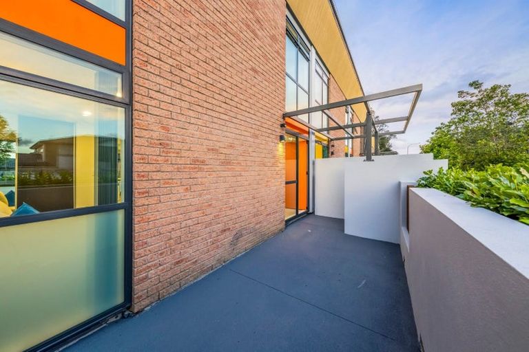 Photo of property in 2/182 Flat Bush School Road, Flat Bush, Auckland, 2019