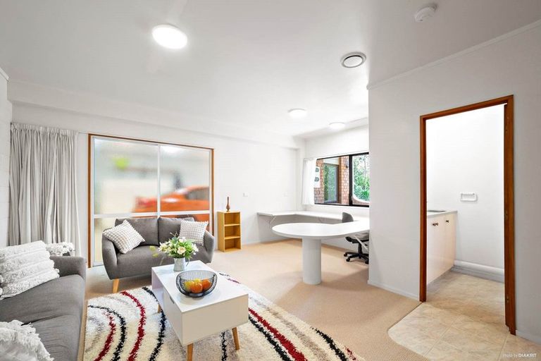 Photo of property in 68 Redwing Street, Browns Bay, Auckland, 0630