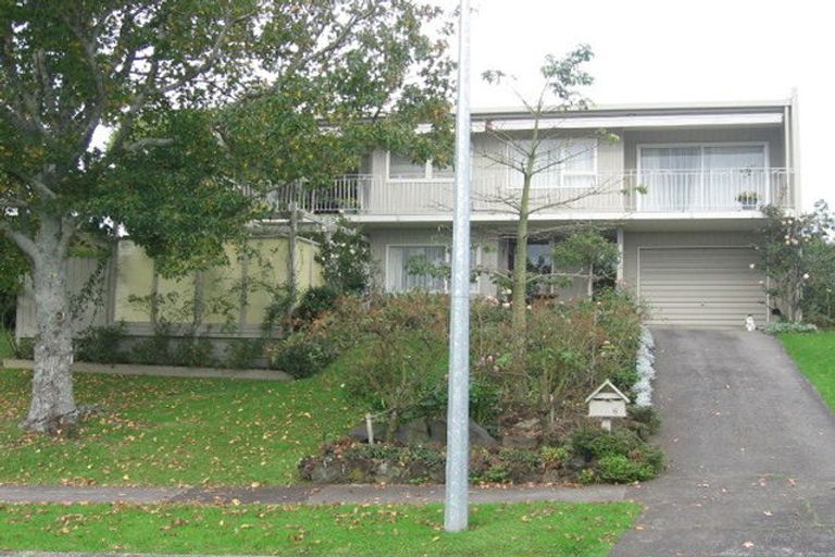 Photo of property in 6 The Anchorage, Sunnyhills, Auckland, 2010