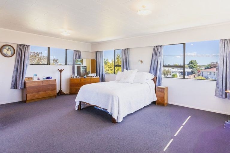 Photo of property in 39 Trinity Crescent, Pirimai, Napier, 4112