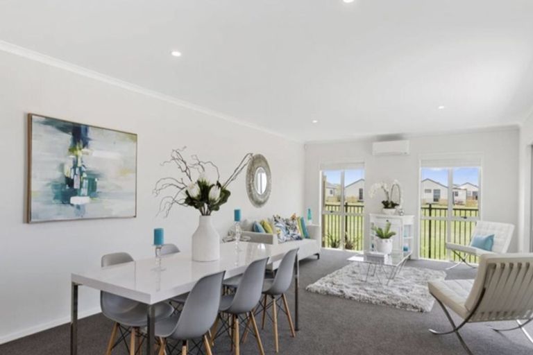 Photo of property in 12 Fuller Street, Papamoa Beach, Papamoa, 3118