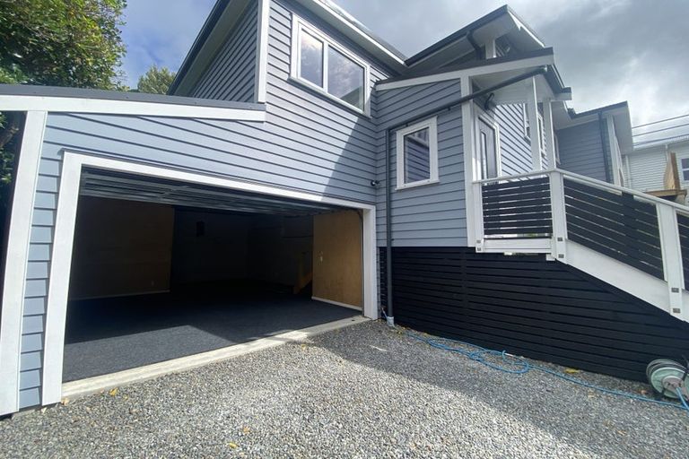 Photo of property in 52 Khandallah Road, Ngaio, Wellington, 6035