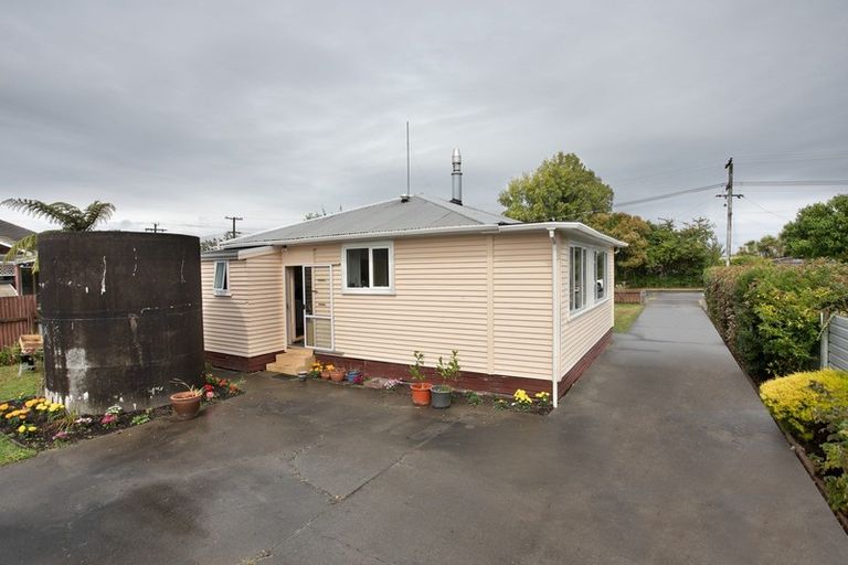 Photo of property in 4 Johnson Street, Bulls, 4818